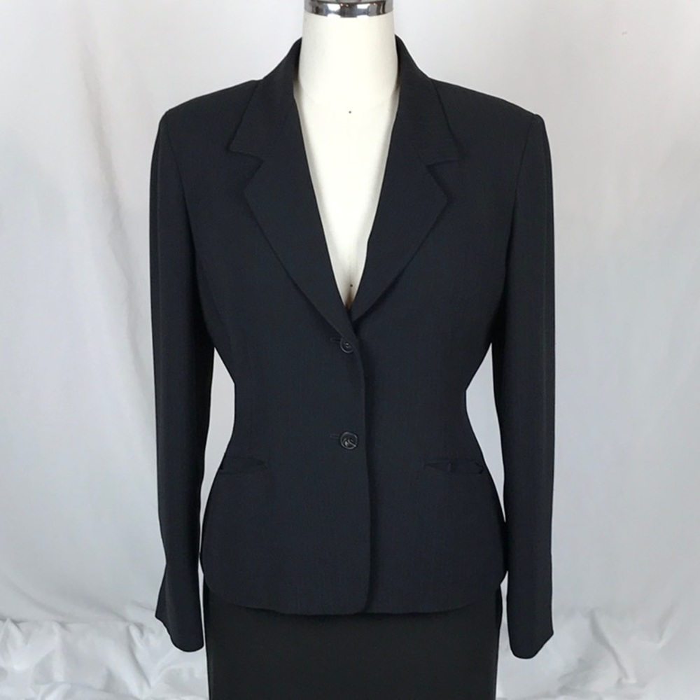 Anne Klein Vintage Black Blazer in size 10